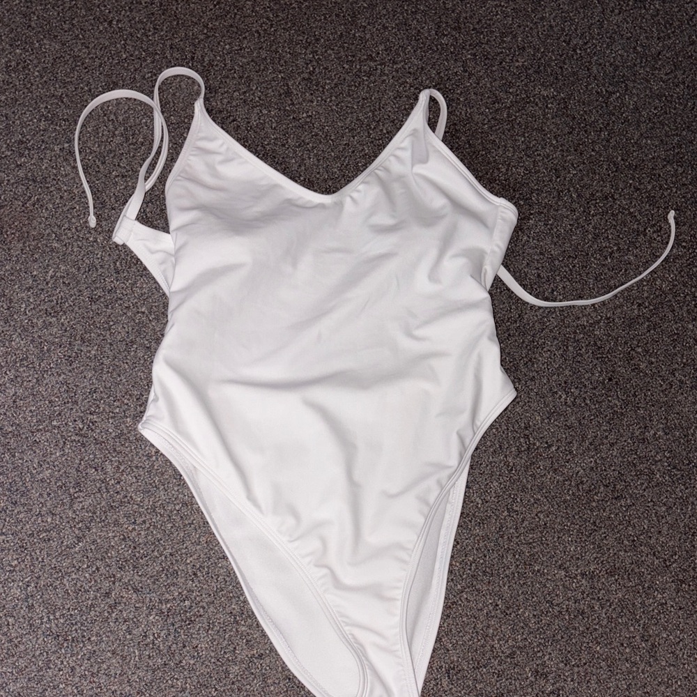 Bathing suit